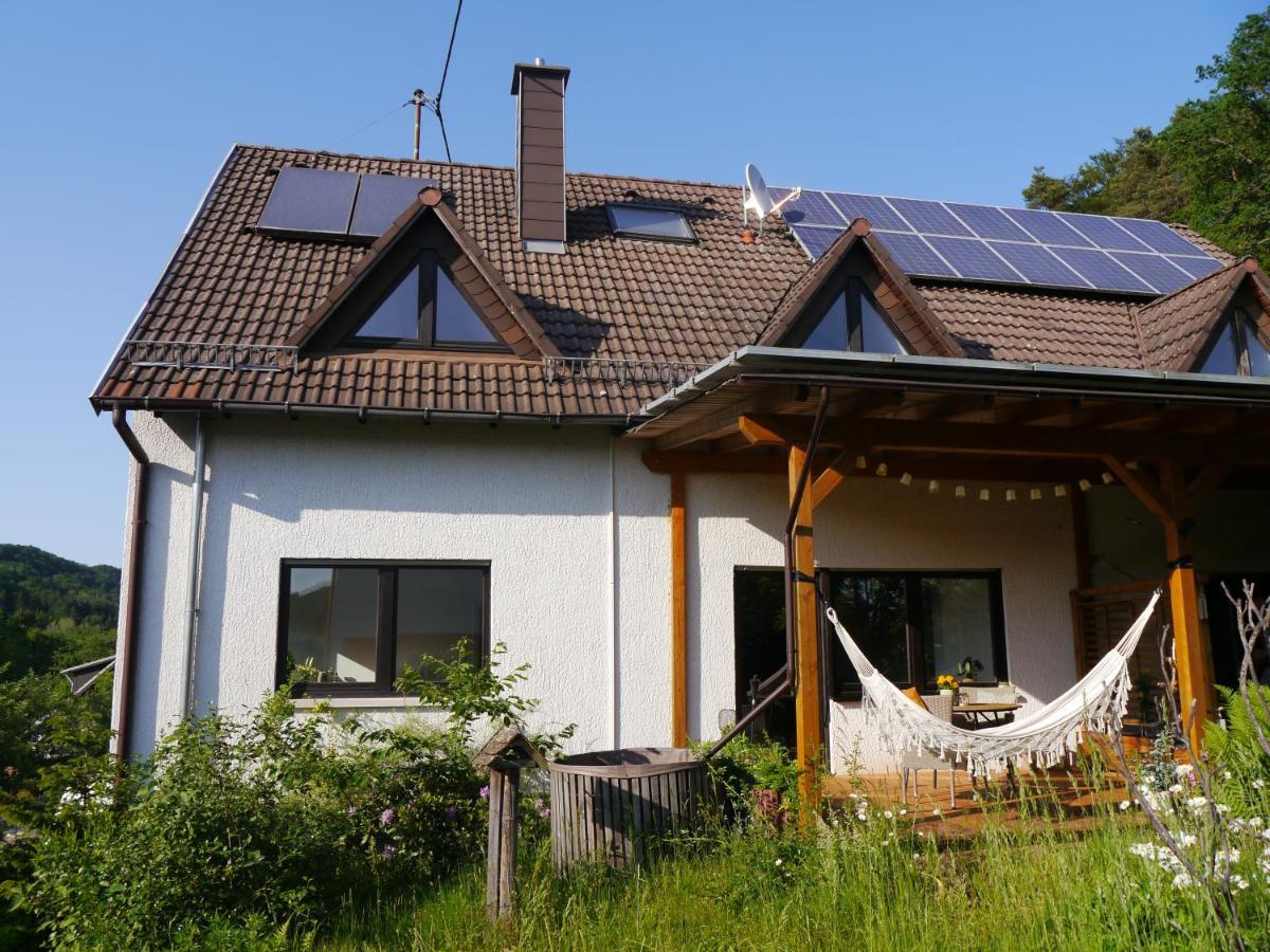 Ferienwohnung Waldschloss 에펜브룬 외부 사진